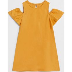 Mango Kids - Sukienka dziecięca Shoulder 80-104 cm. Żółte sukienki dziewczęce Mango Kids, bez wzorów, z bawełny, z krótkim rękawem, krótkie, mini, proste. Za 59,90 zł.