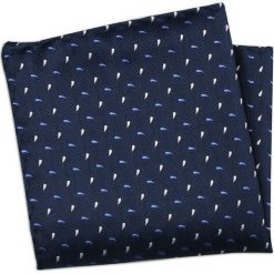 Granatowa Elegancka Męska Poszetka -ALTIES- w Biało-Błękitne Łezki POSZALTTANIA0364. Niebieskie poszetki męskie Alties, bez wzorów, z materiału, eleganckie. Za 16,90 zł.