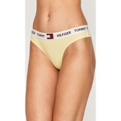 Tommy Hilfiger - Stringi. Żółte majtki damskie TOMMY HILFIGER, s, z nadrukiem, z elastanu. Za 89,90 zł.
