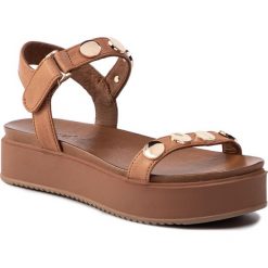 Sandały INUOVO - 8720 Coconut. Pomarańczowe klapki damskie Inuovo, bez wzorów, ze skóry, bez obcasa. W wyprzedaży za 219,00 zł.