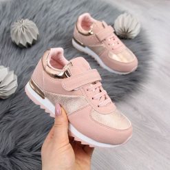 Buty sportowe dziewczęce na rzep różowe American Club - różowy. Różowe buty dziewczęce sportowe American CLUB, bez wzorów, bez zapięcia. Za 89,99 zł.