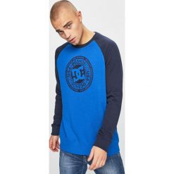 DC - Bluza. Niebieskie bluzy męskie DC, s, z nadrukiem, z bawełny, z okrągłym kołnierzem, bez rękawów, bez kaptura. W wyprzedaży za 139,90 zł.
