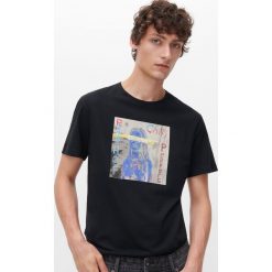 T-shirt Red Hot Chili Peppers -. Czerwone t-shirty męskie Reserved, s, bez wzorów, bez kołnierzyka. Za 59,99 zł.