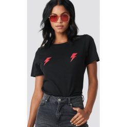 Rut&Circle T-shirt Lightning - Black. Czarne t-shirty damskie marki Rut&Circle, z nadrukiem, z bawełny, z okrągłym kołnierzem. W wyprzedaży za 48,57 zł.