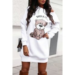 Bluza damska BEARLY WHITE. Białe bluzy damskie Bluza damska BEARLY WHITE, s, z nadrukiem. W wyprzedaży za 69,00 zł.