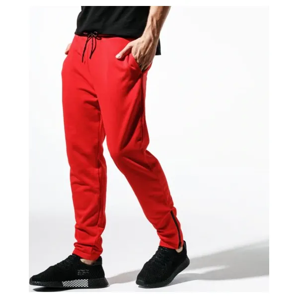 Confront Spodnie City Red Pants , czerwony, rozmiar XL. Czerwone spodnie męskie Confront, na co dzień, xl, bez wzorów, z bawełny, sportowe. W wyprzedaży za 119,99 zł.