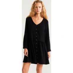 Mango - Sukienka Cargo. Czarne sukienki damskie Mango, m, z lyocellu, casualowe, mini, proste. Za 159,90 zł.