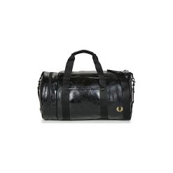 Torby sportowe Fred Perry CLASSIC BARREL. Czarne torby męskie sportowe Fred Perry, bez wzorów, sportowe. Za 439,00 zł.
