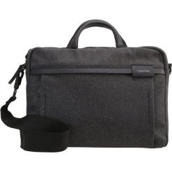 Calvin Klein NEIL Torba na laptopa black. Czarne torby na ramię męskie marki Calvin Klein. W wyprzedaży za 543,20 zł.