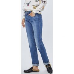 Levi's - Jeansy 712. Niebieskie jeansy damskie slim marki Levi's®, s, z elastanu. W wyprzedaży za 269,90 zł.