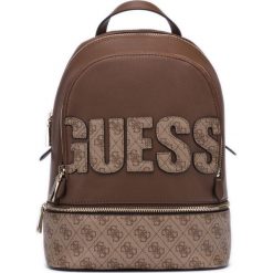 Guess Skye Large Plecak Brązowy. Pomarańczowe plecaki damskie Guess, w paski, z materiału. Za 554,95 zł.