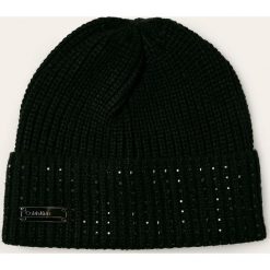Calvin Klein - Czapka i szalik. Czarne szaliki damskie Calvin Klein, bez wzorów, z dzianiny. W wyprzedaży za 459,90 zł.