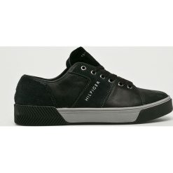Tommy Hilfiger - Buty. Czarne buty sportowe męskie marki TOMMY HILFIGER, ze skóry, na sznurówki. W wyprzedaży za 359,90 zł.
