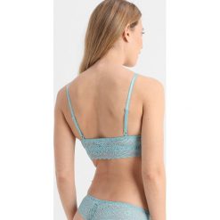 Biustonosze bardotka: Triumph AMOURETTE SPOTLIGHT Biustonosz bustier pigeon blue