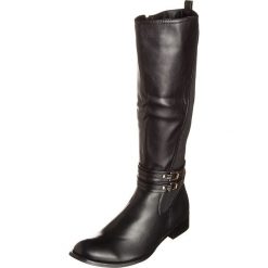 Kozaki w kolorze czarnym. Czarne buty zimowe damskie Divine Factory, na płaskiej podeszwie. W wyprzedaży za 130,95 zł.