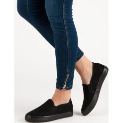 ZAMSZOWE SLIPONY. Czarne buty sportowe damskie SPORT, z zamszu. Za 40,90 zł.