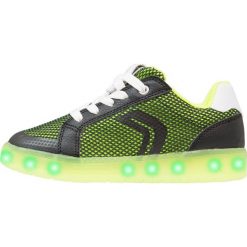 Geox KOMMODOR BOY NEW LIGHT PROJECT Tenisówki i Trampki black/lime. Czarne tenisówki męskie Geox, z materiału. Za 329,00 zł.