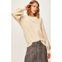 Answear - Sweter. Szare swetry damskie ANSWEAR, s, z aplikacjami, z poliesteru, bez rękawów, bez kaptura. W wyprzedaży za 129,90 zł.