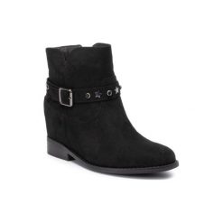 DeeZee LS5094-01. Czarne botki damskie DeeZee, ze skóry ekologicznej, bez obcasa, bez zapięcia. Za 129,99 zł.