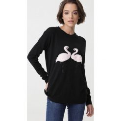 Czarny Sweter Ridgetop. Czarne swetry damskie Born2be, xl, z haftami, klasyczne, bez rękawów, bez kaptura. Za 69,99 zł.