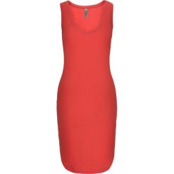 Sukienka shirtowa bonprix czerwony sygnałowy. Czerwone sukienki damskie bonprix, bez wzorów, z dekoltem w serek, bez rękawów. Za 37,99 zł.