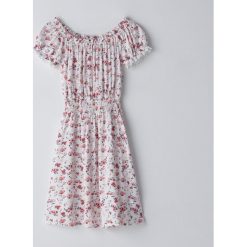 Sukienka mini z wiskozy - Kremowy. Białe sukienki damskie Cropp, xl, bez wzorów, z wiskozy, bez kołnierzyka, bez rękawów, mini. Za 59,99 zł.