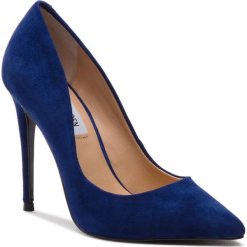 Szpilki STEVE MADDEN - Daisie Heel SM11000019-03002-415 Navy Suede. Niebieskie półbuty damskie Steve Madden, bez wzorów, z zamszu, eleganckie, bez obcasa, na obcasie, bez zapięcia. W wyprzedaży za 309,00 zł.