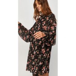 Answear - Sukienka Answear Lab. Czarne sukienki damskie ANSWEAR, na co dzień, s, w kwiaty, z poliesteru, bez kołnierzyka, z długim rękawem, długie, mini, proste. Za 149,90 zł.