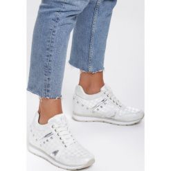 Białe Sneakersy Only The Lonely. Białe koturny damskie Renee, bez obcasa, na koturnie, na sznurówki. Za 119,99 zł.