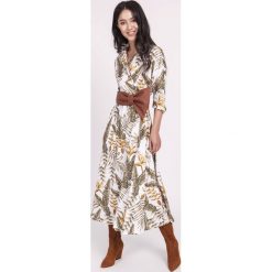 Sukienka midi rozkloszowana w liście - 38. Sukienki damskie e-margeritka.pl, w paski, z poliesteru, eleganckie, bez kołnierzyka, z krótkim rękawem, krótkie, midi, rozkloszowane. Za 239,99 zł.
