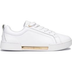 Tommy Hilfiger Tenisówki Biały. Białe trampki i tenisówki damskie TOMMY HILFIGER, bez wzorów, ze skóry, na sznurówki. Za 462,95 zł.