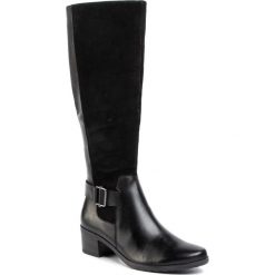 Kozaki CAPRICE - 9-25619-23 Black Comb 019. Czarne kozaki damskie Caprice, ze skóry, bez obcasa, na obcasie, bez zapięcia. W wyprzedaży za 319,00 zł.