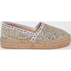 Love Moschino - Espadryle. Żółte espadryle damskie Love Moschino, bez wzorów, z materiału, bez obcasa, na obcasie. W wyprzedaży za 399,90 zł.