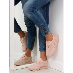 Buty sportowe damskie różowe SU12P PINK. Różowe buty sportowe damskie obuwie damskie, z tkaniny. Za 68,28 zł.