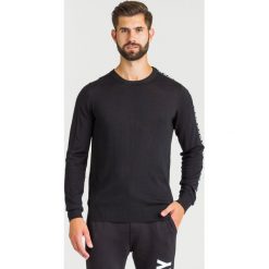 SWETER Ice Play. Czarne swetry męskie Ice Play, xl, z nadrukiem, z wełny, z okrągłym kołnierzem, bez kaptura. Za 384,50 zł.