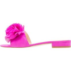 Klapki damskie: Jessica Simpson CARALIN Klapki hot shot pink