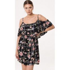 Czarna Sukienka Blossoms. Czarne sukienki dziewczęce Born2be, na lato, w kwiaty, bez rękawów, mini. Za 59,99 zł.
