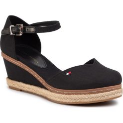 Espadryle TOMMY HILFIGER - Basic Close Toe Mid Wedge FW0FW04787 Black BDS. Czarne espadryle damskie TOMMY HILFIGER, bez wzorów, ze skóry, bez obcasa, na obcasie. W wyprzedaży za 299,00 zł.