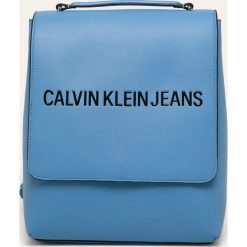 Calvin Klein Jeans - Plecak. Niebieskie plecaki damskie Calvin Klein Jeans, bez wzorów, z jeansu, eleganckie. W wyprzedaży za 449,90 zł.