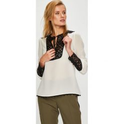 Pinko - Bluzka. Białe bluzki damskie Pinko, bez wzorów, z jedwabiu, casualowe, z włoskim kołnierzykiem, z długim rękawem. W wyprzedaży za 569,90 zł.