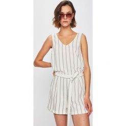Vero Moda - Kombinezon. Białe kombinezony damskie Vero Moda, na co dzień, s, bez wzorów, z wiskozy, casualowe, bez kołnierzyka, z krótkim rękawem, krótkie. W wyprzedaży za 89,90 zł.