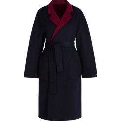 Płaszcz przejściowy TOMMY HILFIGER WW0WW25157. Szare płaszcze damskie TOMMY HILFIGER, bez wzorów, z poliesteru. W wyprzedaży za 899,00 zł.