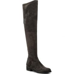 Muszkieterki SOLO FEMME - 39912-02-F54/000-12-00 Szary. Szare kozaki damskie Solo Femme, ze skóry, przed kolano, na wysokim obcasie, na obcasie, bez zapięcia. W wyprzedaży za 379,00 zł.