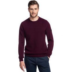 Sweter DOMENICO SWAR000276. Czerwone swetry męskie Giacomo Conti, na jesień, m, z aplikacjami, z bawełny, eleganckie, z okrągłym kołnierzem, bez kaptura. Za 399,00 zł.