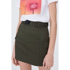 Spódnica cargo z paskiem - Khaki. Brązowe spódniczki damskie Sinsay, s, bez wzorów. W wyprzedaży za 39,99 zł.