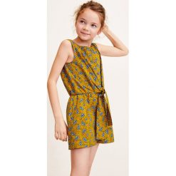 Mango Kids - Kombinezon dziecięcy Neva 110-164 cm. Żółte kombinezony dziewczęce Mango Kids, bez wzorów, z bawełny, bez rękawów. Za 129,90 zł.