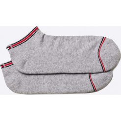 Tommy Hilfiger - Stopki (2-pack). Niebieskie skarpetki męskie TOMMY HILFIGER, bez wzorów, z elastanu. Za 49,90 zł.