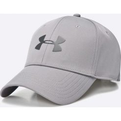 Under Armour - Czapka. Szare czapki z daszkiem męskie marki Under Armour, z materiału. W wyprzedaży za 79,90 zł.