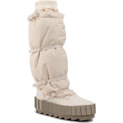 Kozaki UNITED NUDE - Arctic Knee Boot 10508143147 Off White. Białe kozaki damskie United Nude, ze skóry, bez obcasa, bez zapięcia. W wyprzedaży za 759,00 zł.
