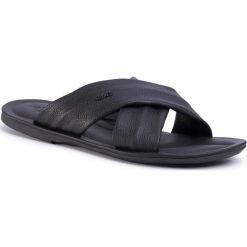 Klapki FABI - FU7491A Ocean Nero 1. Czarne klapki męskie Fabi, ze skóry, bez zapięcia. Za 839,00 zł.